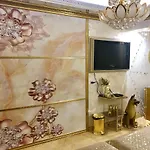 за гости старс