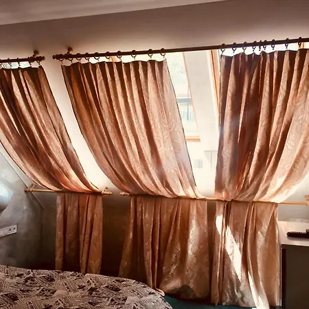 за гости старс Hotel
