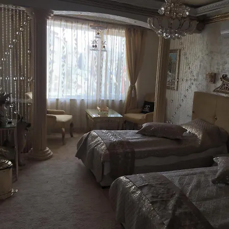 فندق за гости старс سموليان