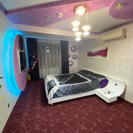 за гости старс سموليان