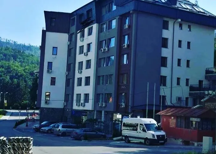 за гости старс Smoljan